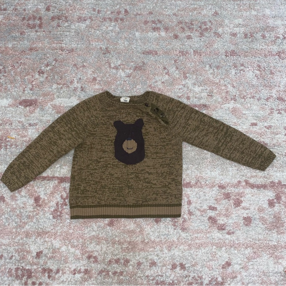 Tucker + Tate Bear sweater 🐻